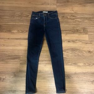 Levi 721 high rise skinny jeans (26)